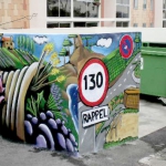 Fresque participative à La Closerie, Logettes à poubelles, 2008.